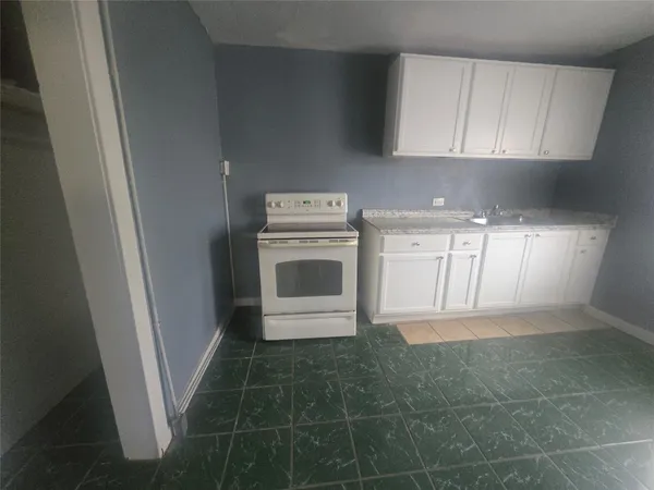 $900 | 4902 Farm To Market Road 1765, Unit G, Texas City, TX 77591