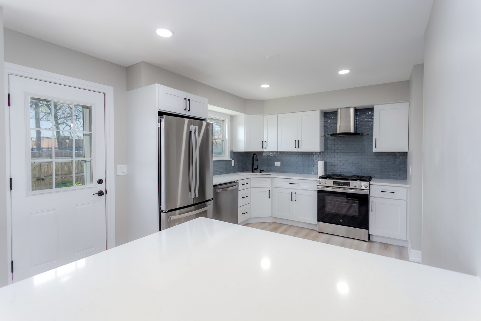 8800 Dee Road, Unit A Des Plaines, IL 60016 - Photo 8 of 24