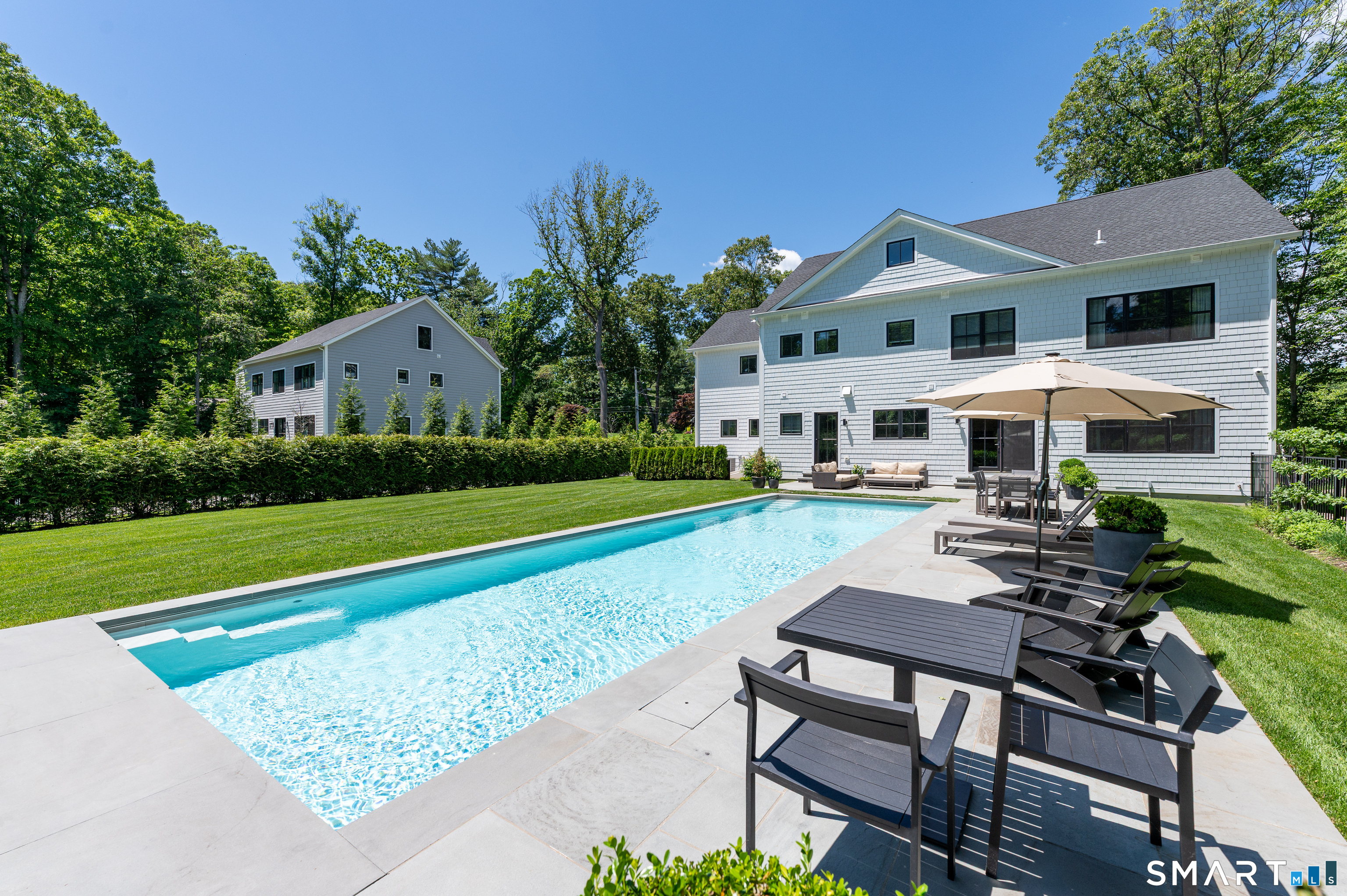 106 Pond Road Stamford, CT 06902 - Photo 25 of 32