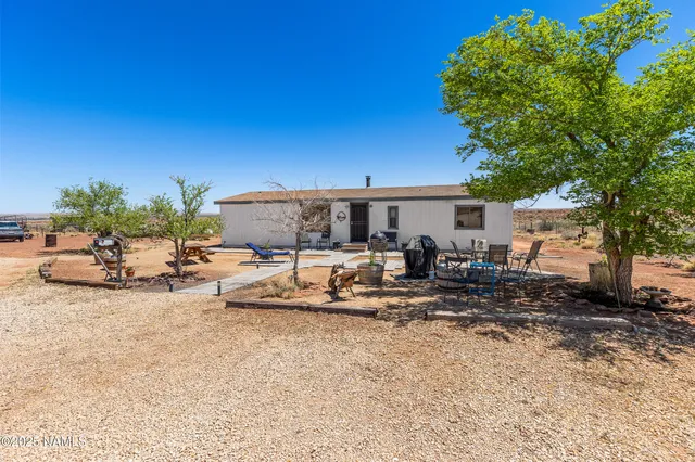 $339,900 | 8613 Reata Road, Winslow, AZ 86047