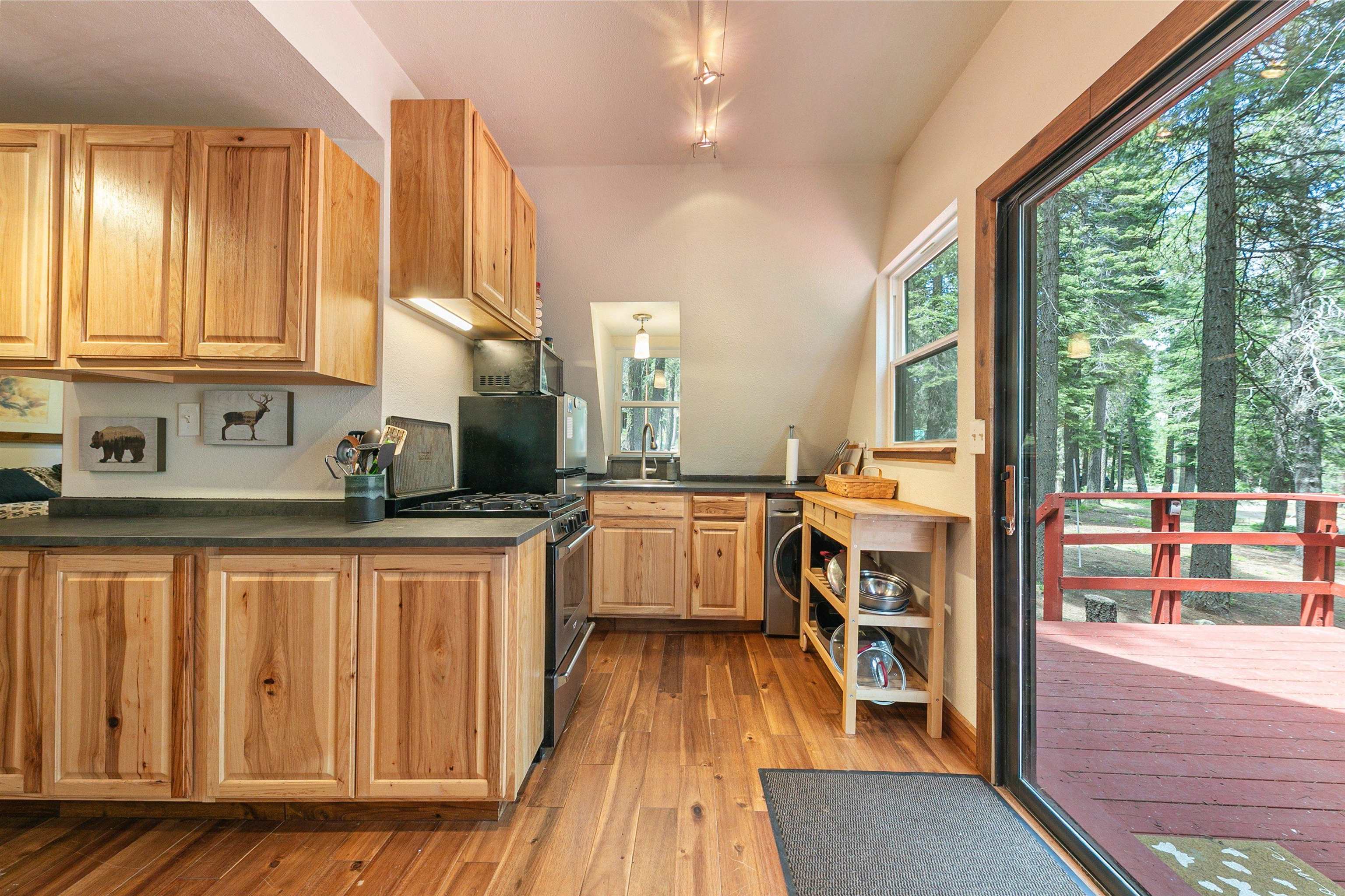 6247-8 River Road, Unit 8 Olympic Valley, CA 96146 - Photo 7 of 28