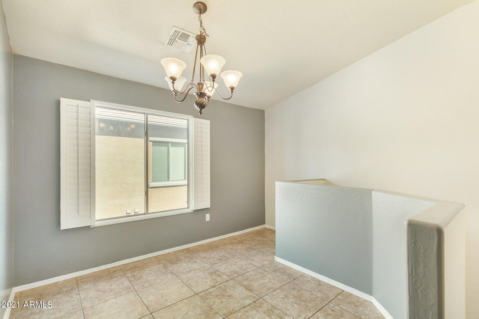 2150 East Bell Road, Unit 1167 Phoenix, AZ 85022 - Photo 3 of 24 03-Bell