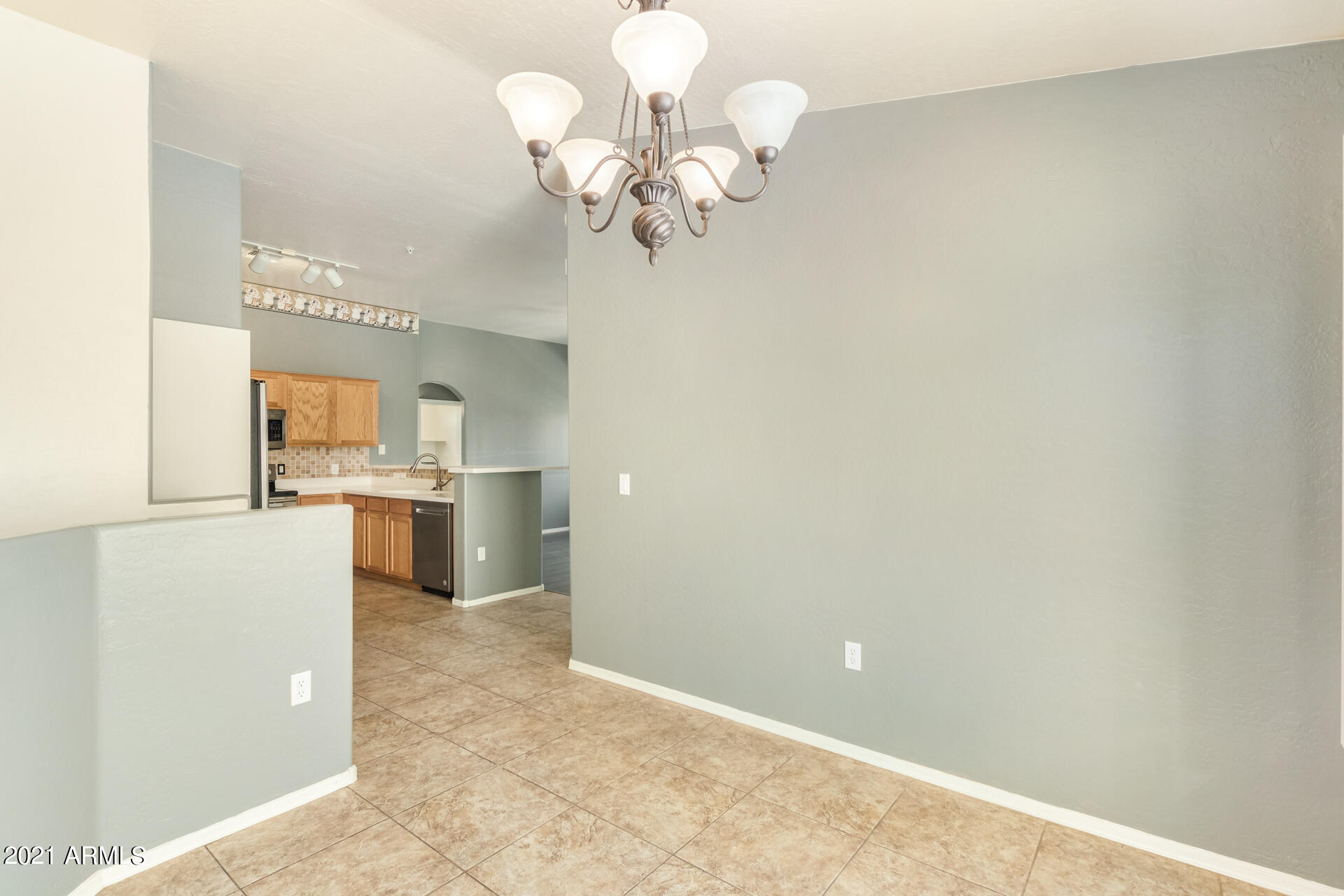 2150 East Bell Road, Unit 1167 Phoenix, AZ 85022 - Photo 4 of 24 04-Bell