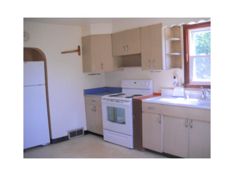 148 Miller Road Rochester, PA 15074 - Photo 4 of 11 Kitchen. Nice working kitchen, all appliances included