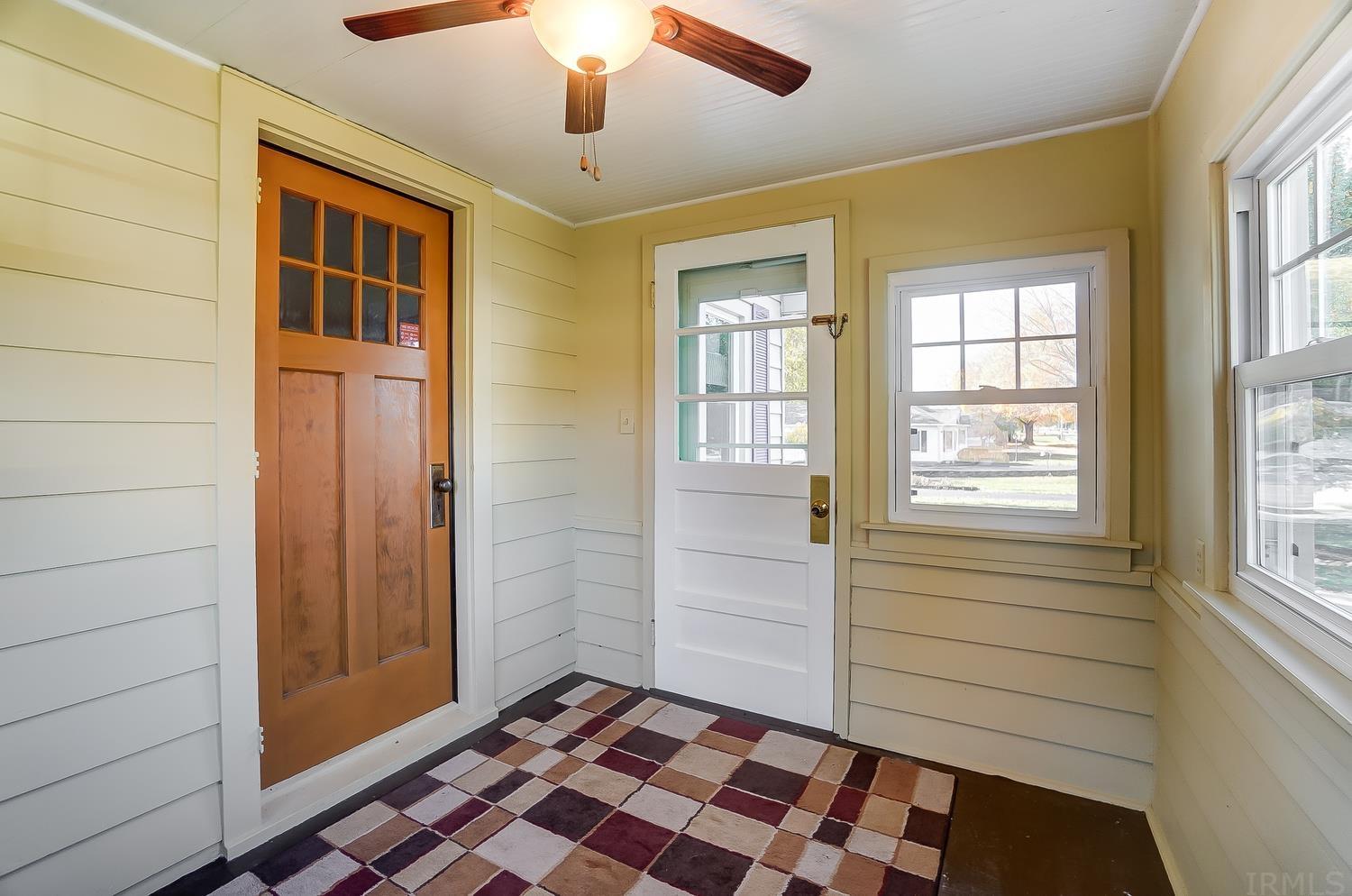 10306 Hosler Road Leo, IN 46765 - Photo 4 of 36