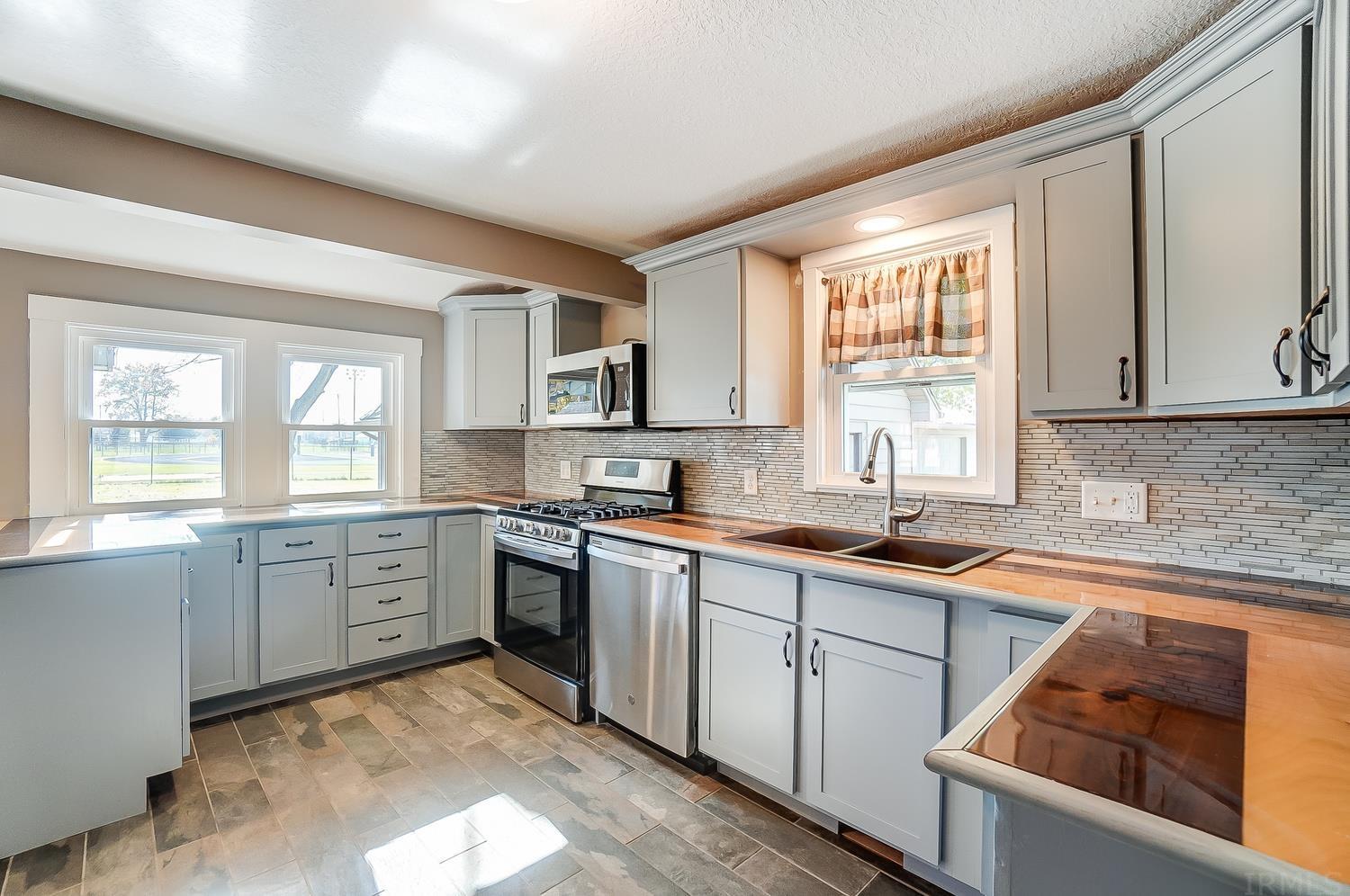 10306 Hosler Road Leo, IN 46765 - Photo 10 of 36