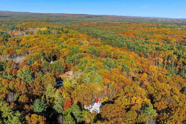 $650,000 | 143 Heald Street, Pepperell, MA 01463