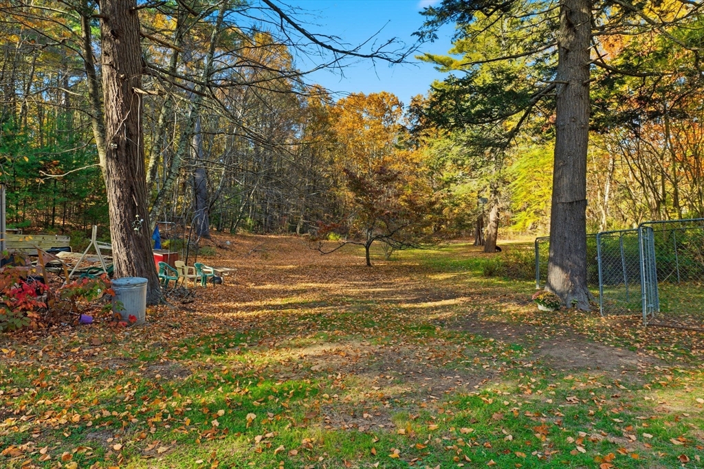 143 Heald Street Pepperell, MA 01463 - Photo 9 of 24