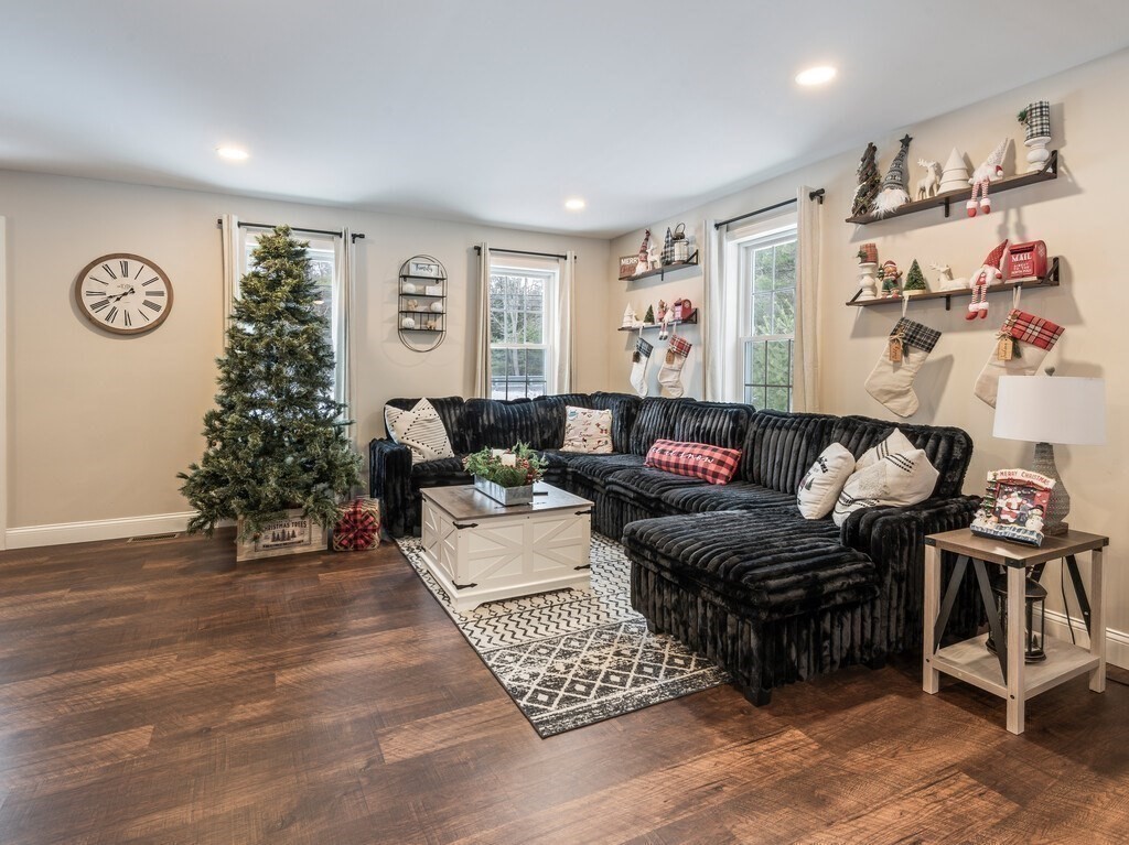 46 Baldwinville State Road Winchendon, MA 01475 - Photo 12 of 37 a living room with furniture and a window