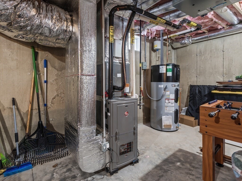 46 Baldwinville State Road Winchendon, MA 01475 - Photo 28 of 37 a kitchen with refrigerator and washing machine
