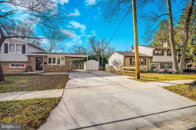 $360,000 | 103 Woodgreen Court, Claymont, DE 19703