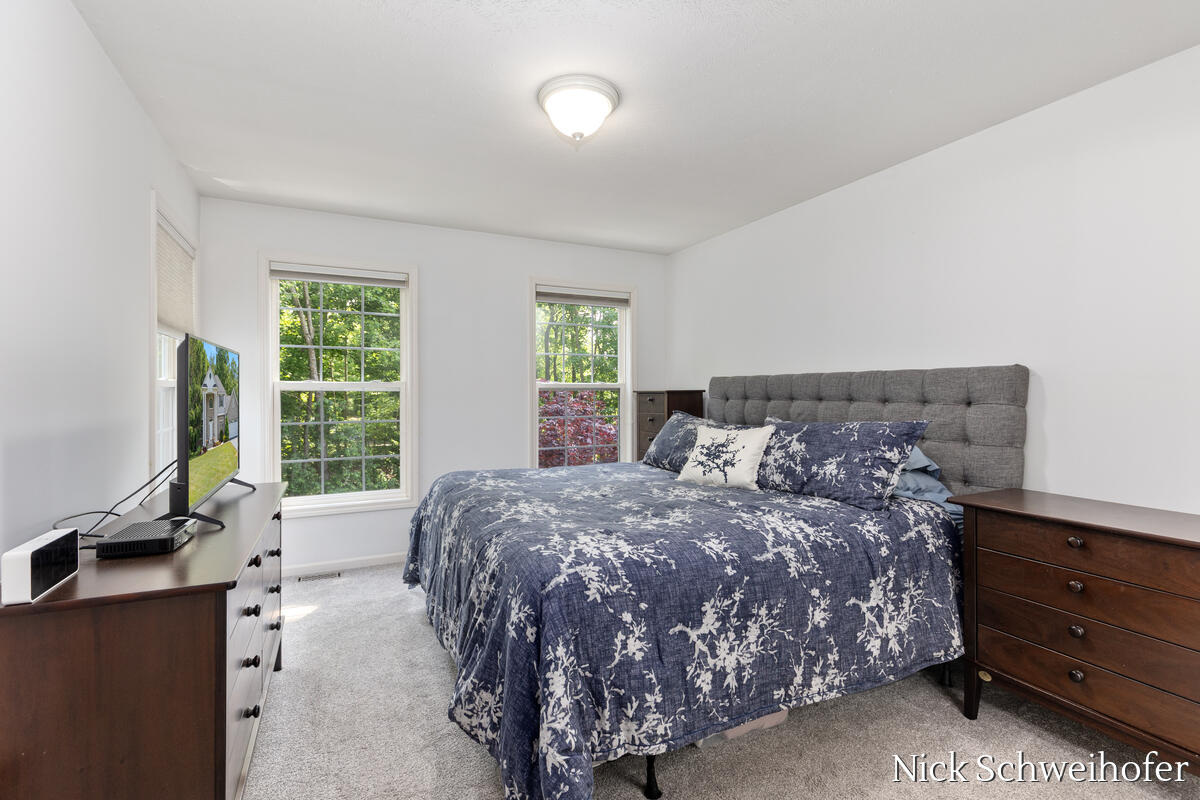 11220 Oakgrove Road Grand Haven, MI 49417 - Photo 22 of 58 11220-Oak-Grove_022