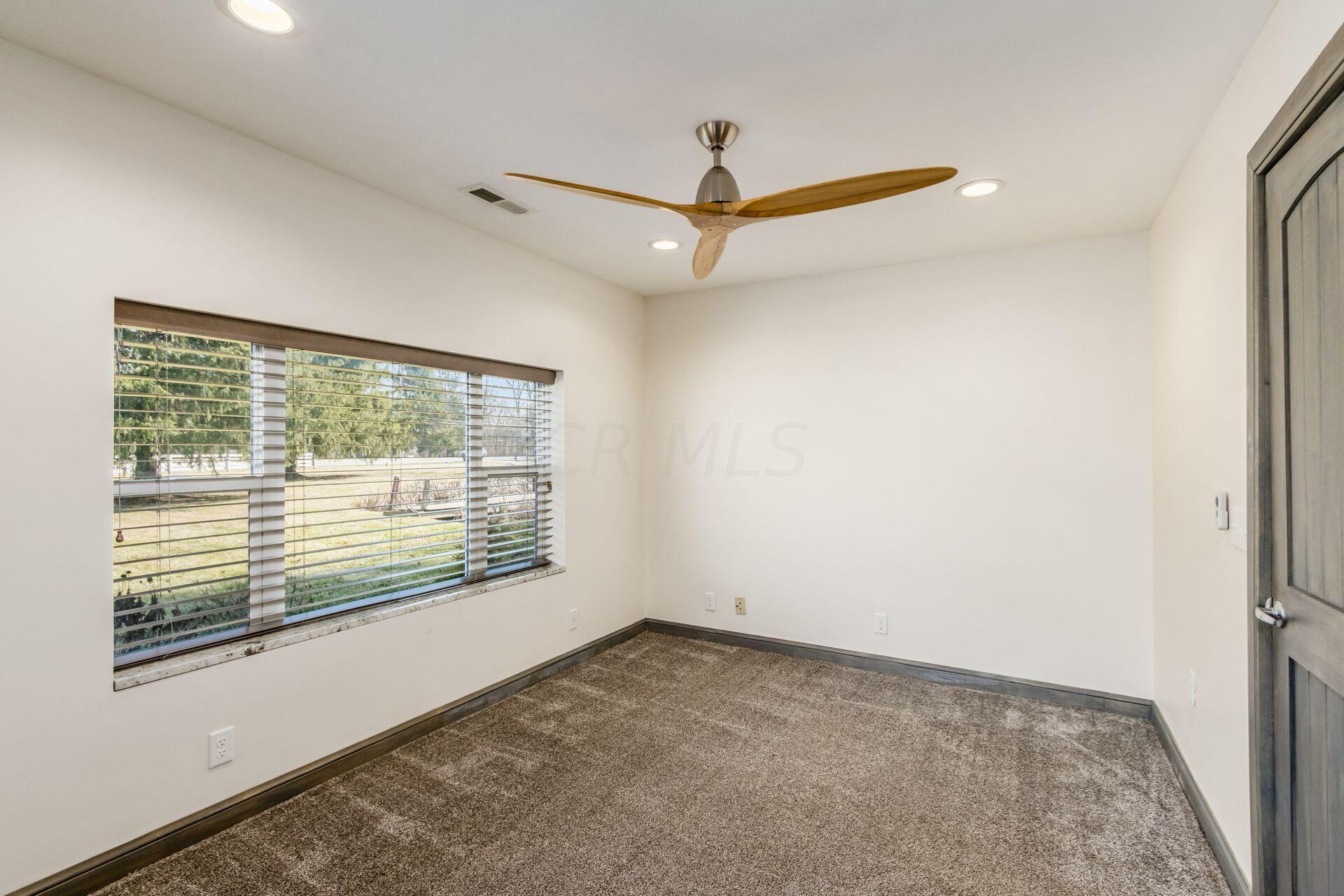7819 Harlem Road Westerville, OH 43081 - Photo 42 of 89 030_79b2e331629d_E Harlem-067