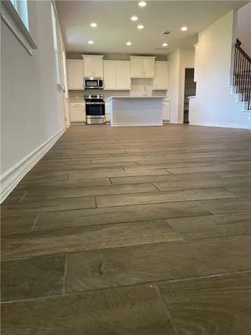 $2,295 | 165 Andesite Trail, Liberty Hill, TX 78642