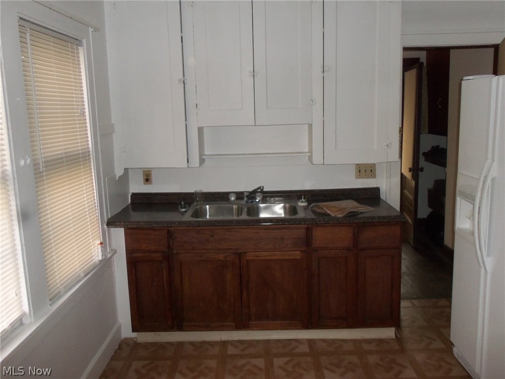 1754 Catalpa Road Cleveland, OH 44112 - Photo 6 of 7 Gallery Image 6