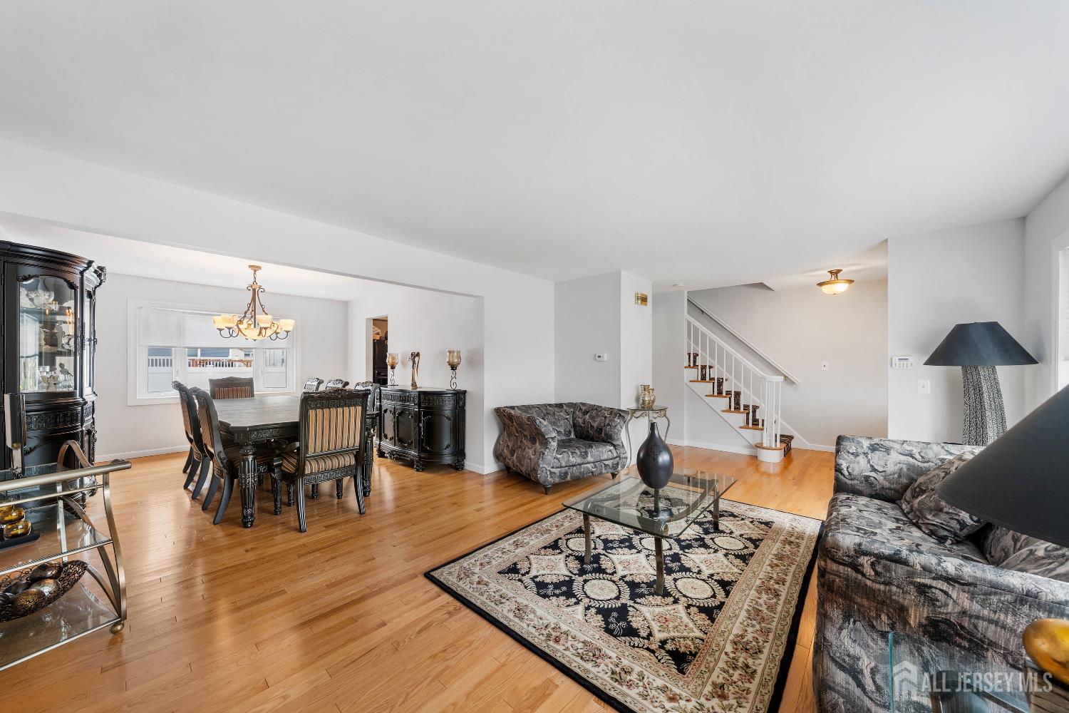 127 South Cliff Road Colonia, NJ 07067 - Photo 9 of 40