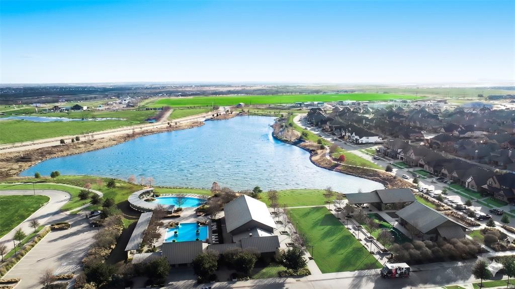 821 Falcon Road Argyle, TX 76226 - Photo 3 of 38 World Class HOA Amenities