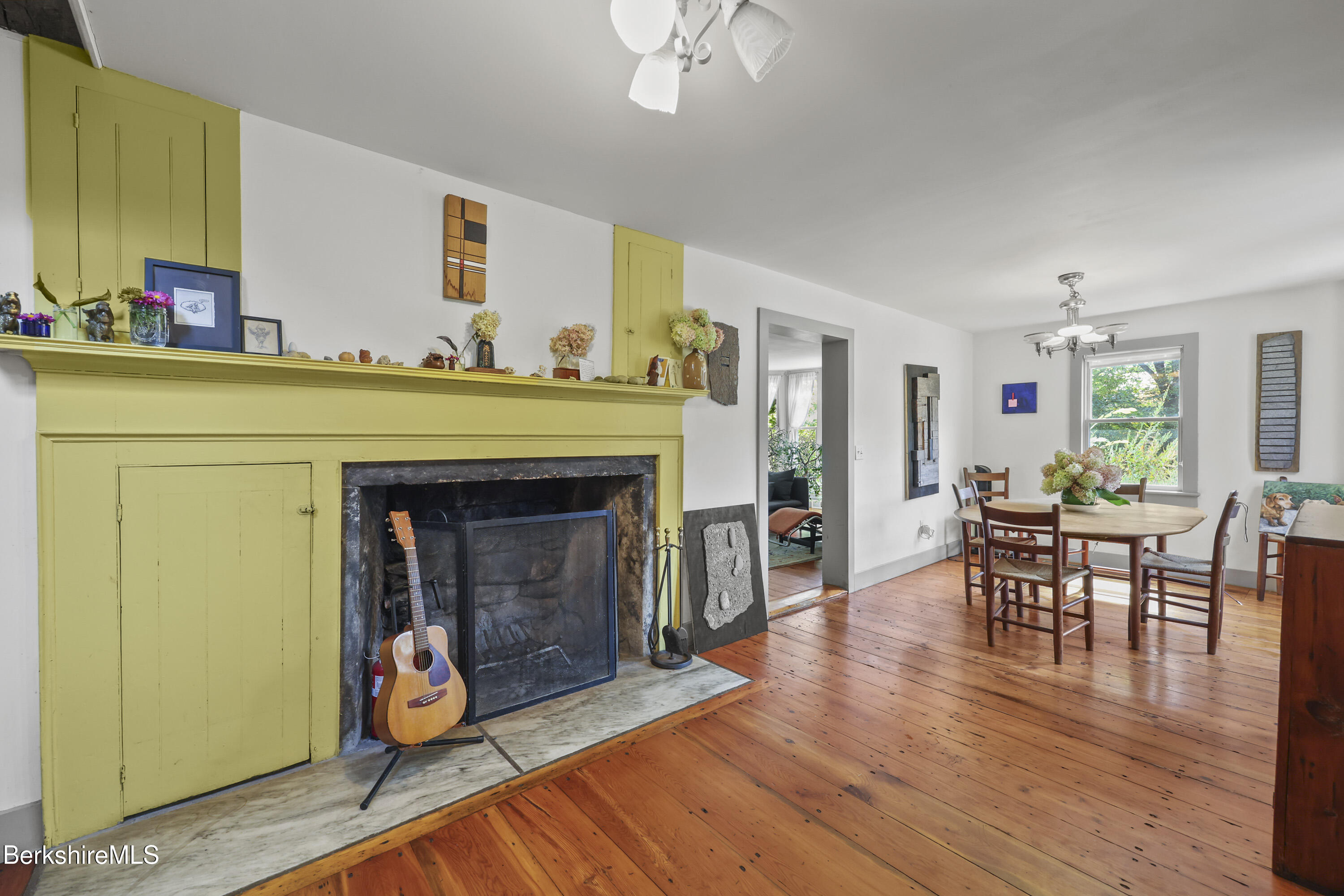 276 Great Barrington Road West Stockbridge, MA 01236 - Photo 11 of 73 55 Dining Room
