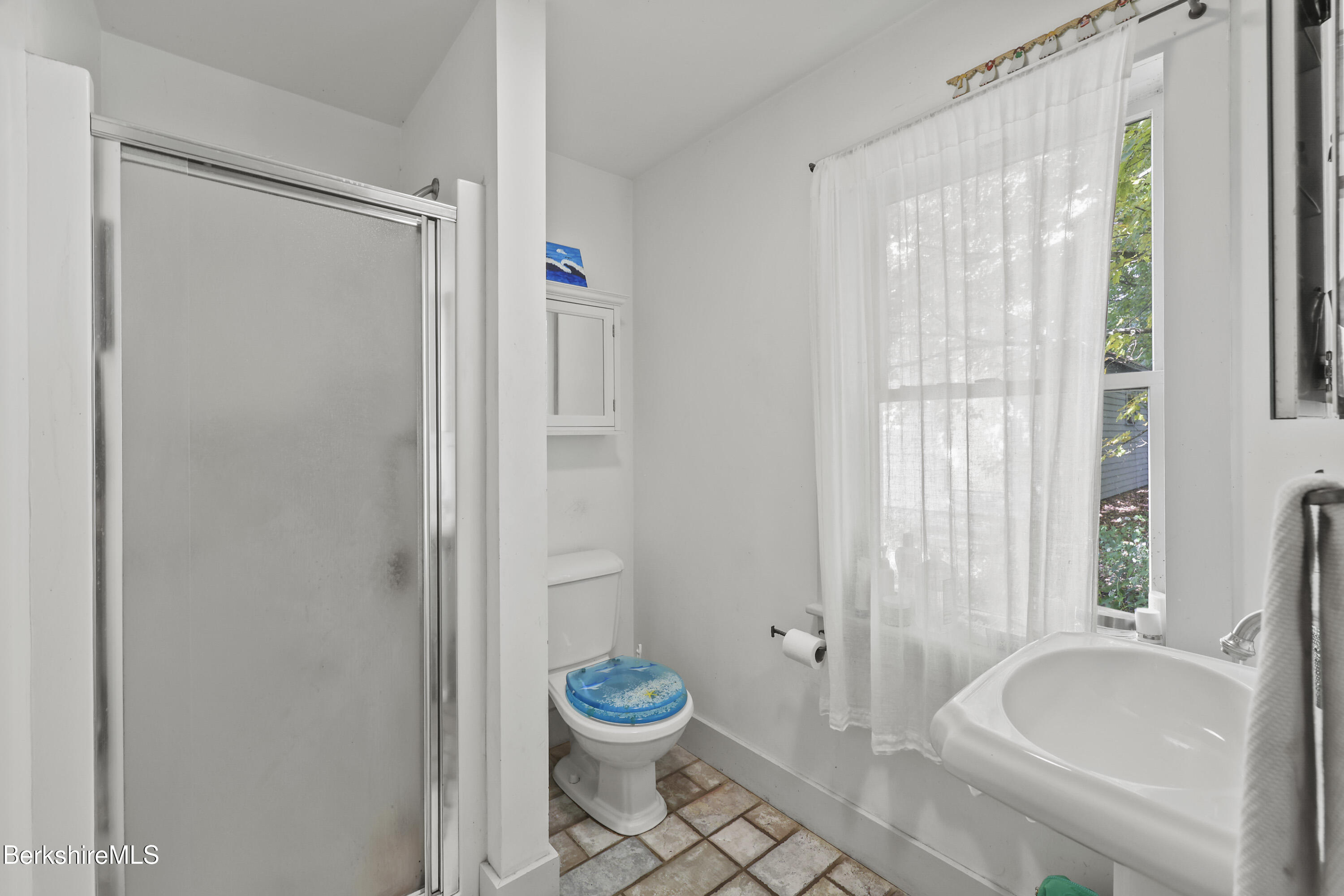 276 Great Barrington Road West Stockbridge, MA 01236 - Photo 23 of 73 120 Bathroom One