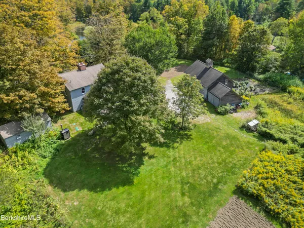 $1,100,000 | 276 Great Barrington Road, West Stockbridge, MA 01236