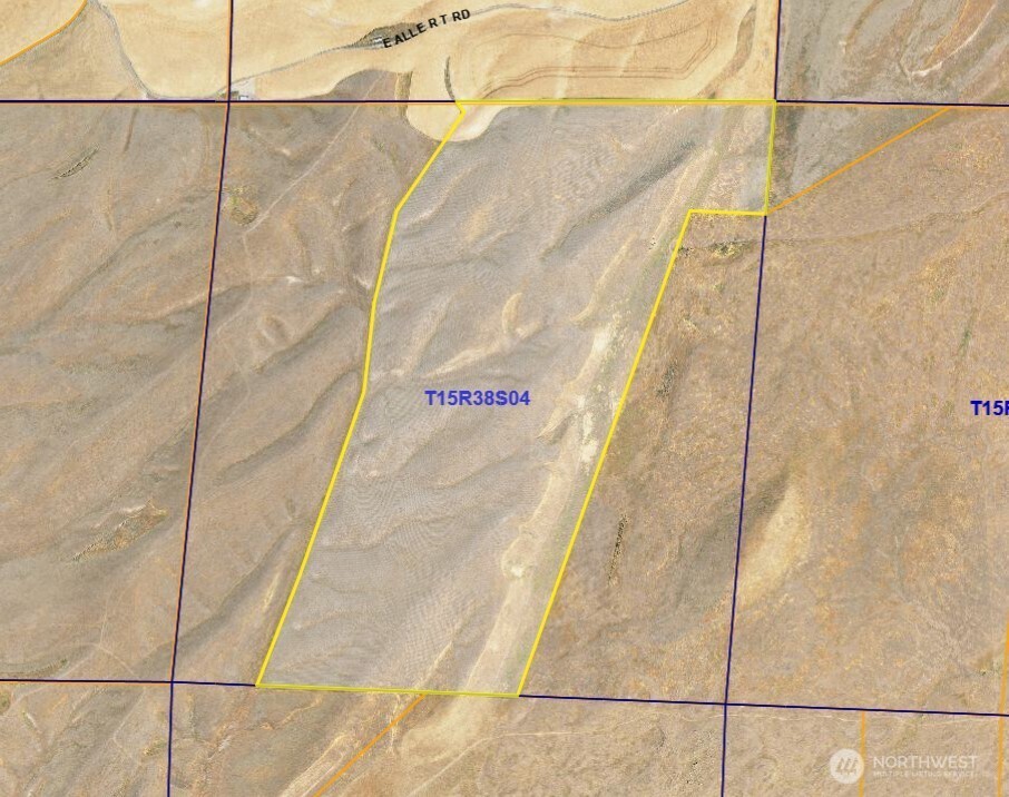 0 Allert Road Benge, WA 99105 - Photo 8 of 8 a bathroom with a shower