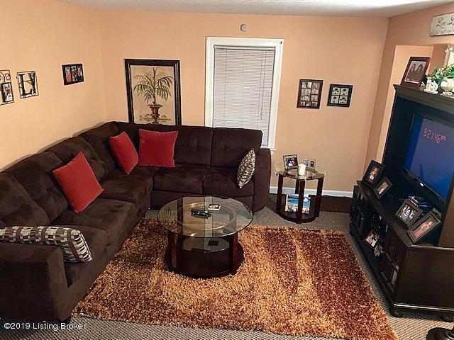 3705 Rosa Terrace Louisville, KY 40216 - Photo 11 of 24 IMG_1147