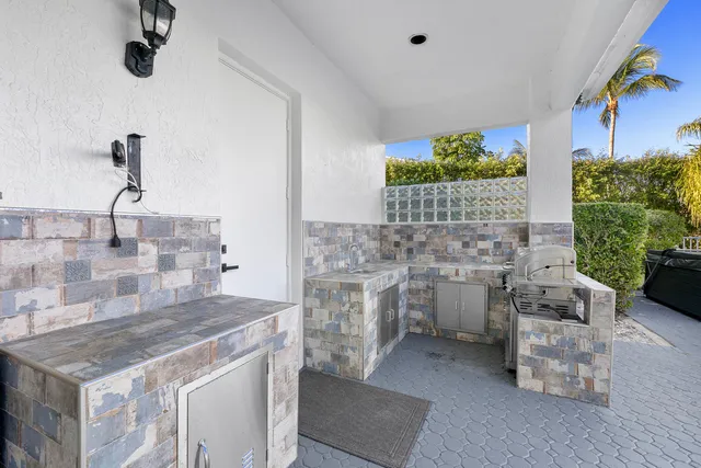 $1,299,000 | 5081 Northwest 120th Avenue, Coral Springs, FL 33076