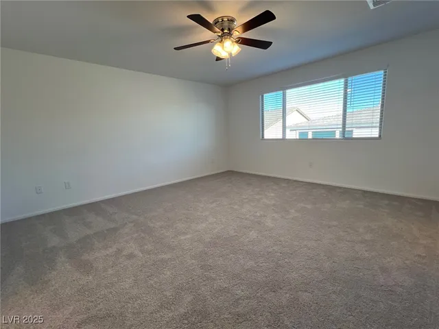 $2,450 | 7470 South Pioneer Way, Las Vegas, NV 89113