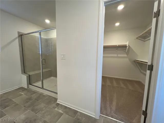 $2,450 | 7470 South Pioneer Way, Las Vegas, NV 89113