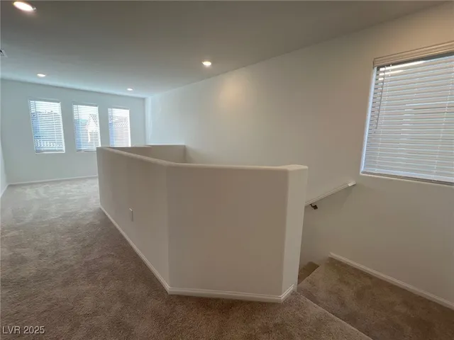 $2,450 | 7470 South Pioneer Way, Las Vegas, NV 89113