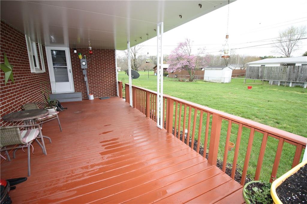 9862 South Jonesville Road Columbus, IN 47201 - Photo 14 of 17 Gallery Image 14