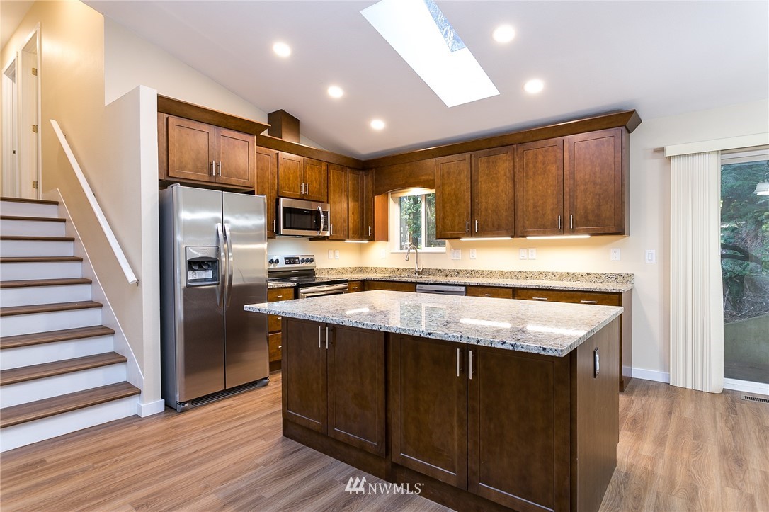 6 Ridge Crest Way Bellingham, WA 98229 - Photo 5 of 23 Gallery Image 5