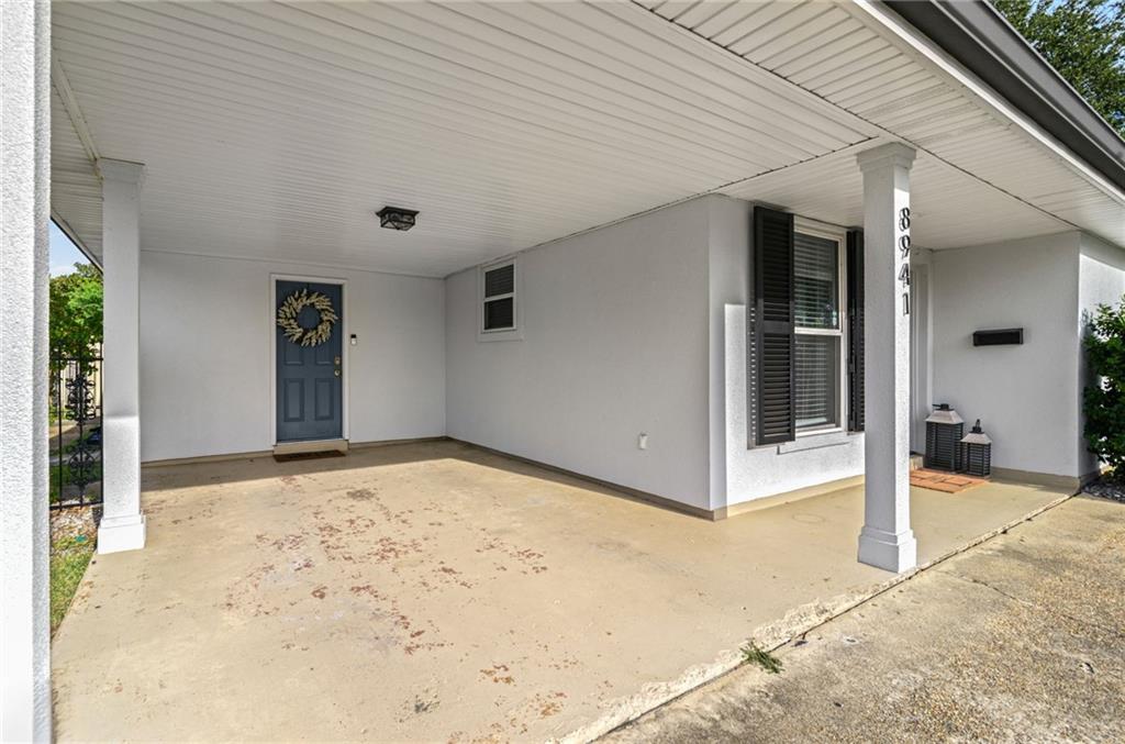 8941 Crochet Avenue River Ridge, LA 70123 - Photo 4 of 35