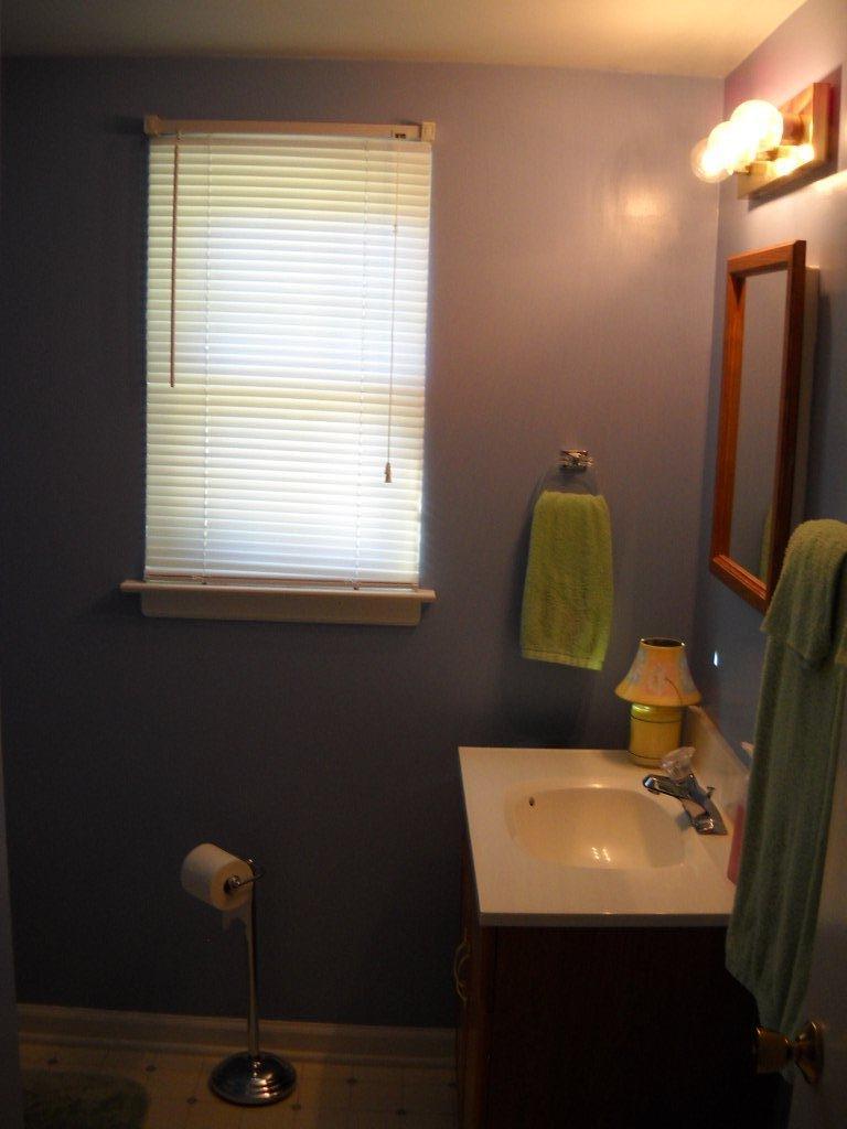 3647 Meadowlark Road Roanoke, VA 24018 - Photo 11 of 12 Bath 3