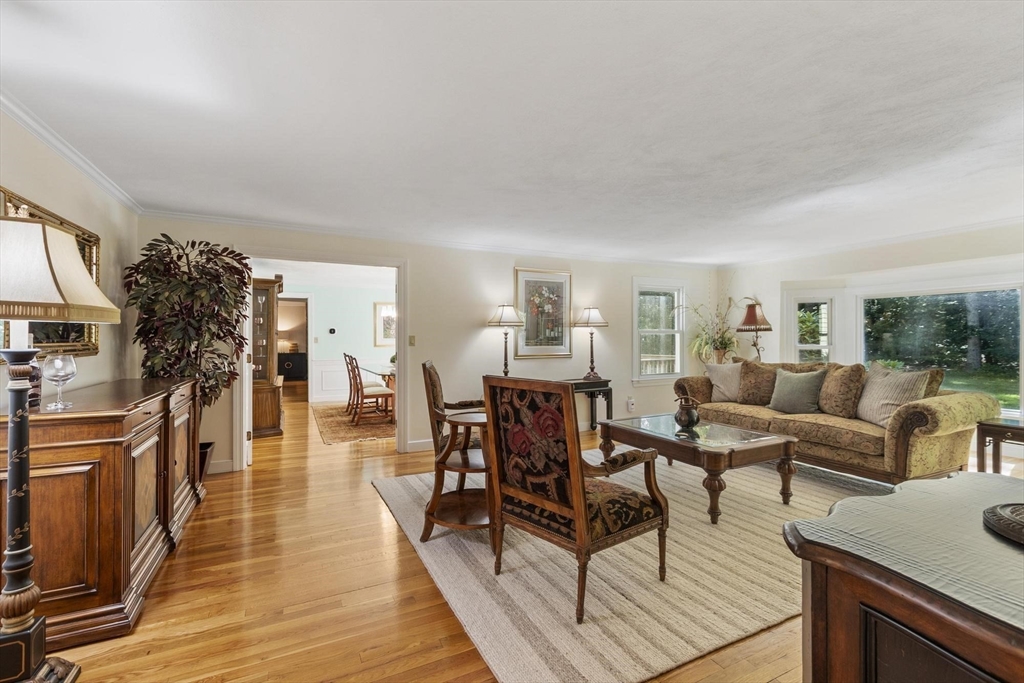 30 Goose Pond Road Lincoln, MA 01773 - Photo 6 of 42