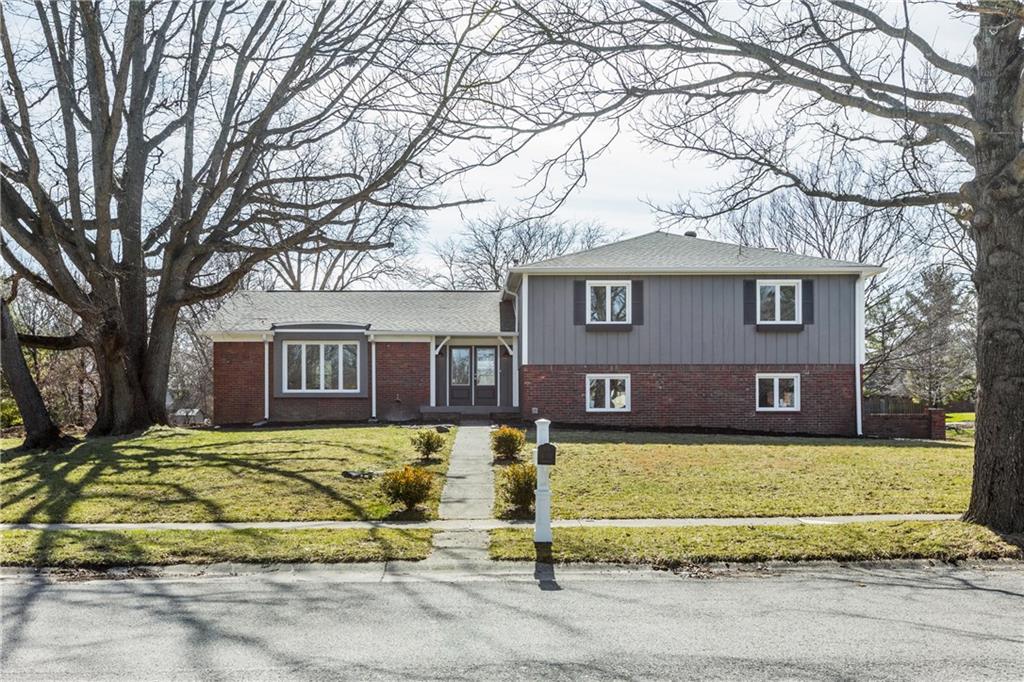 1917 Brewster Road Indianapolis, IN 46260 - Photo 1 of 39 Gallery Image 1