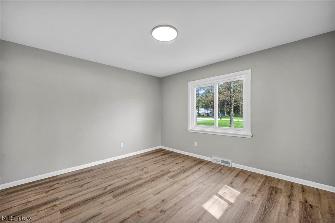 17900 Hicks Road Walton Hills, OH 44146 - Photo 32 of 43