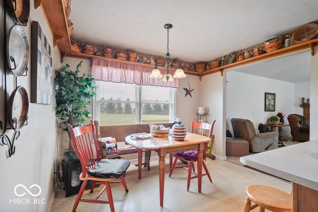 5307 West Division Road Tipton, IN 46072 - Photo 8 of 39