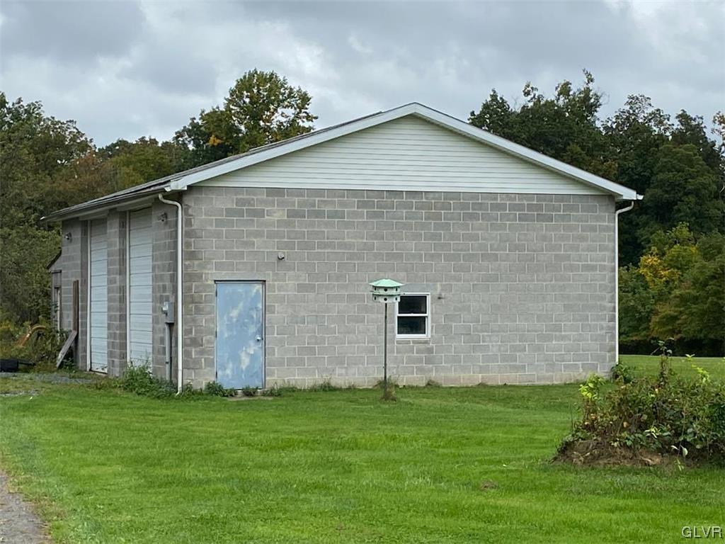 1540 Broad Road Wind Gap, PA 18091 - Photo 3 of 4