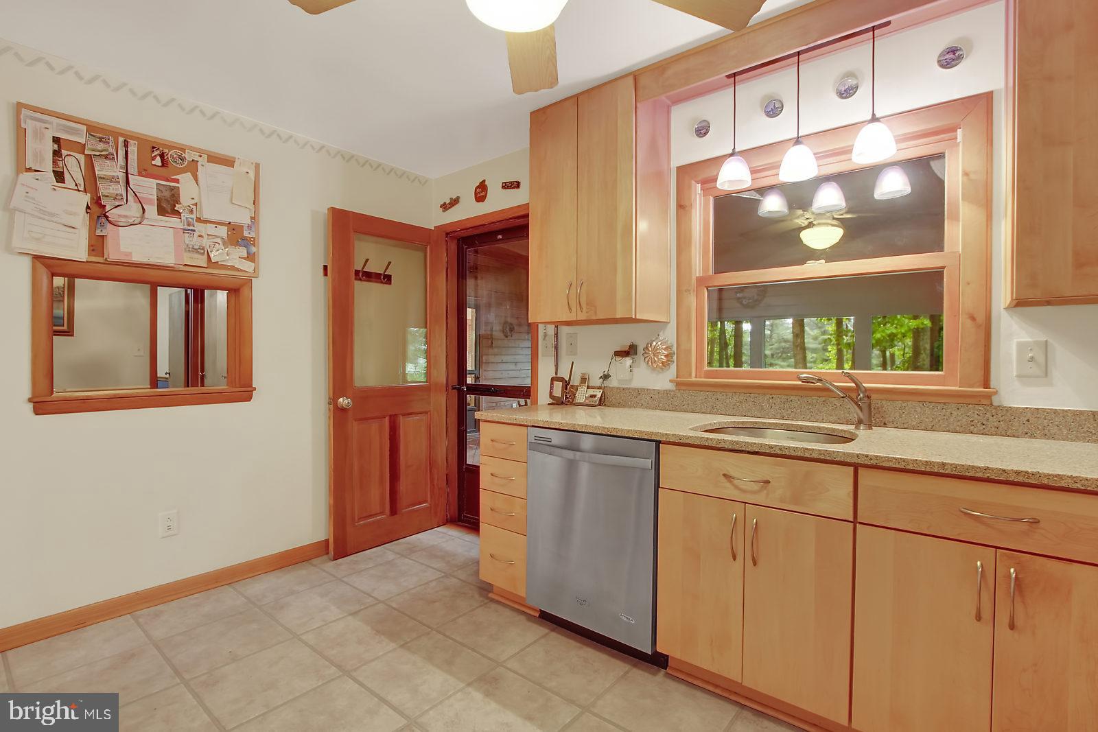 5004 Roller Road Manchester, MD 21102 - Photo 5 of 30 Kitchen