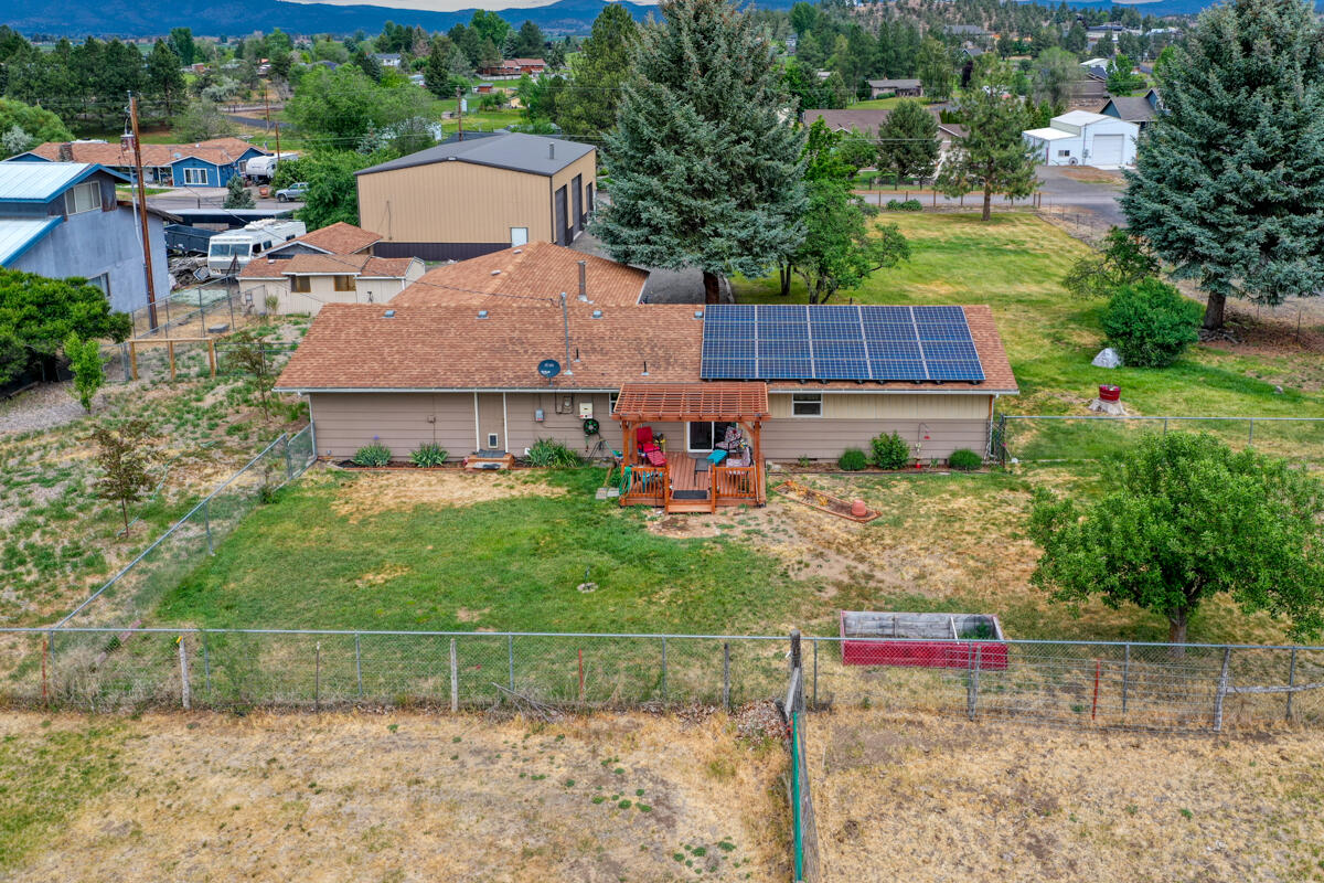566 Northwest Mc Donald Road Prineville, OR 97754 - Photo 40 of 41 an aerial view of a house