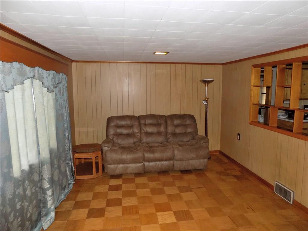 391 Club Sofia Road Uniontown, PA 15401 - Photo 5 of 11