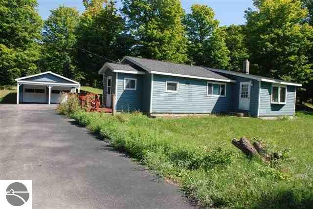 1805 North Marshall Road Beulah, MI 49617 - Photo 1 of 23 1739312.JPG