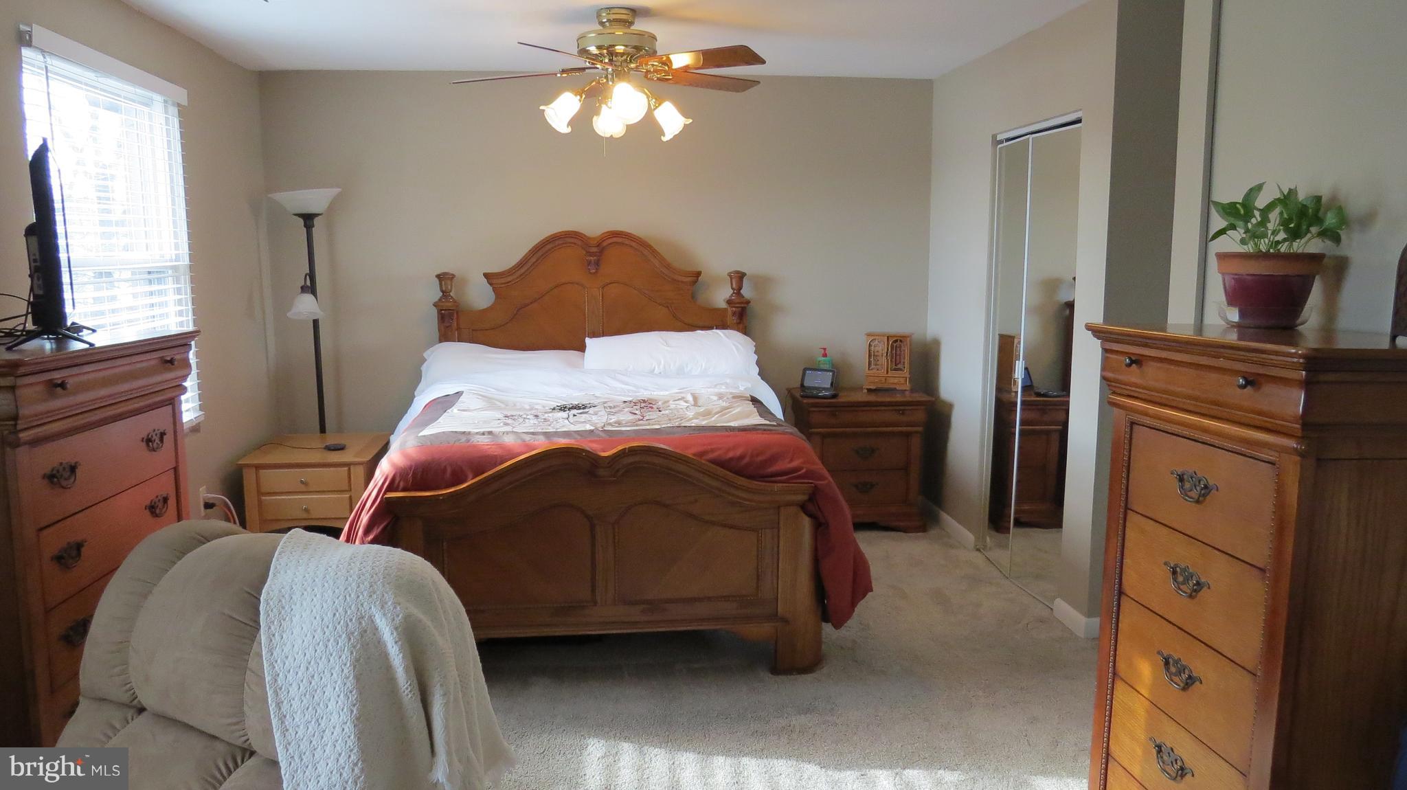 64 Helmsman Court Baltimore, MD 21221 - Photo 3 of 30 Huge master bedroom