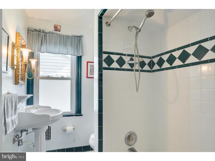 121 Prospect Road Haddonfield, NJ 08033 - Photo 13 of 16 Bathroom