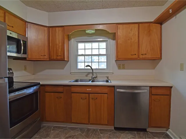 $299,000 | 499 South Prospect Street, Unit 8, Burlington, VT 05401