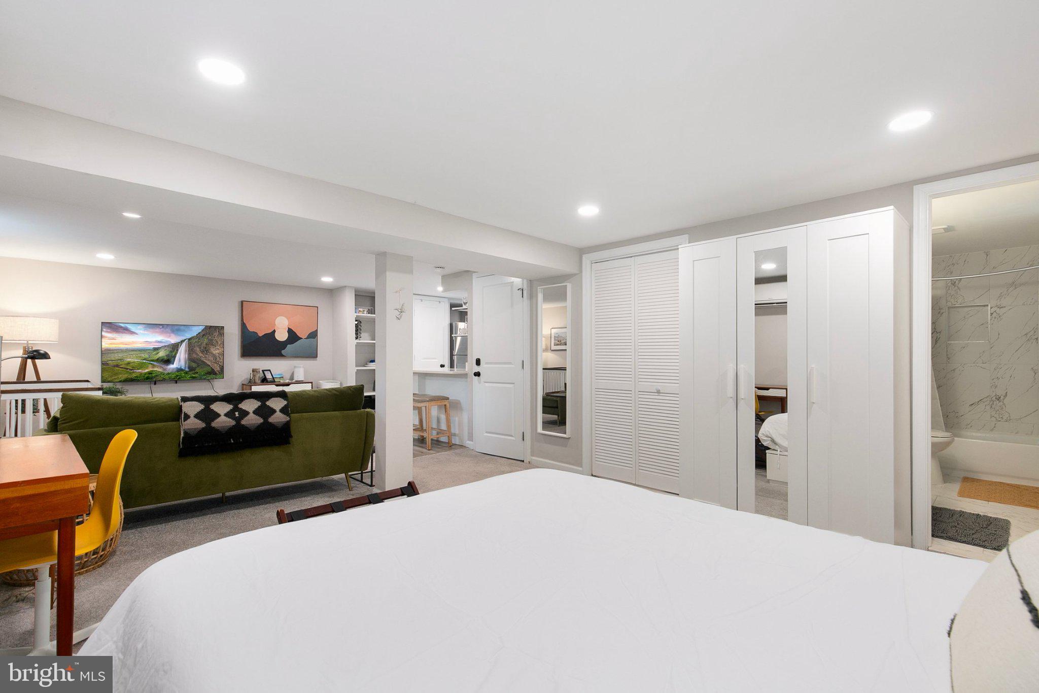 10806 Inwood Avenue Silver Spring, MD 20902 - Photo 35 of 47 Gallery Image 35