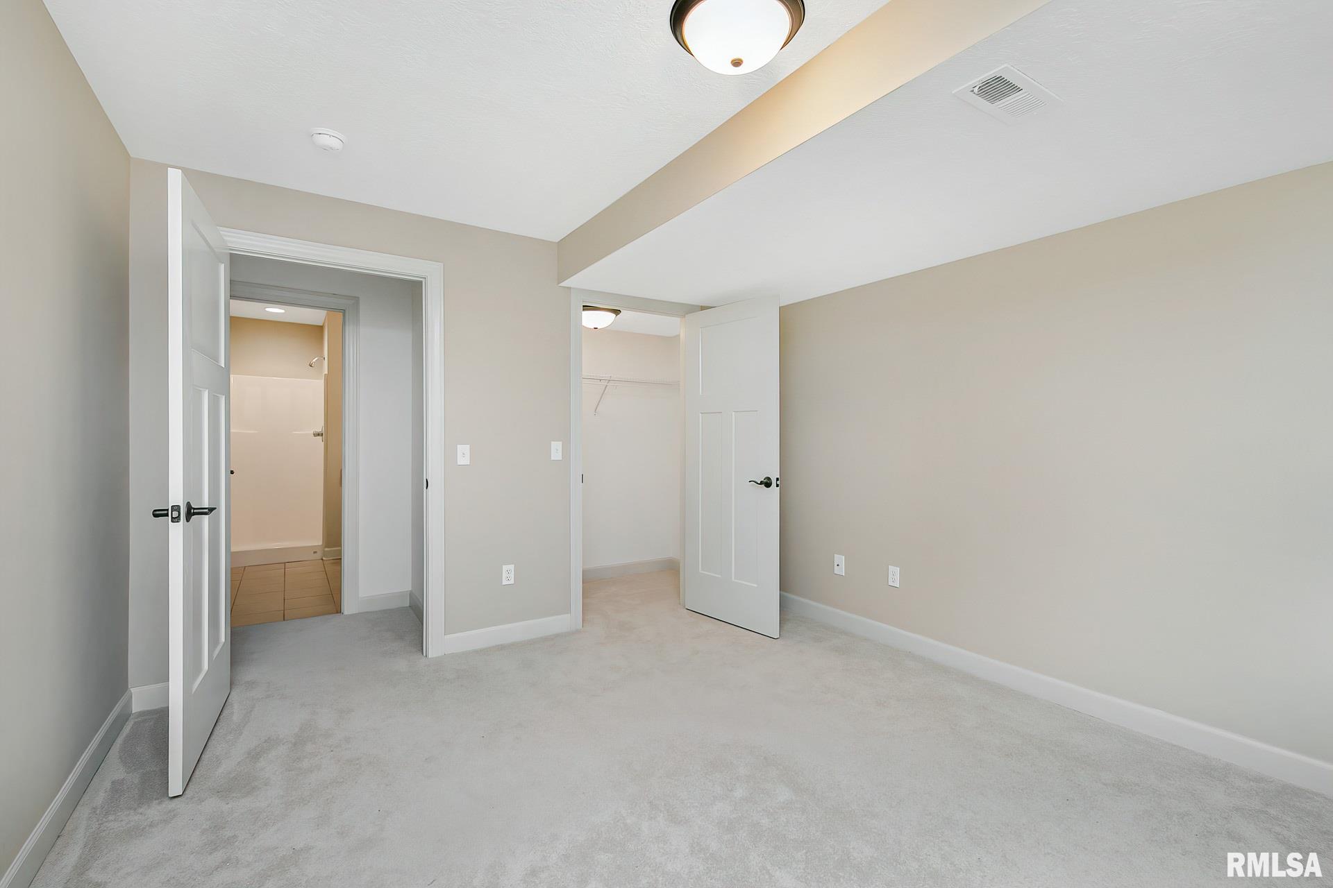 18099 North Spencer Road Pleasant Valley, IA 52767 - Photo 30 of 36 Gallery Image 30