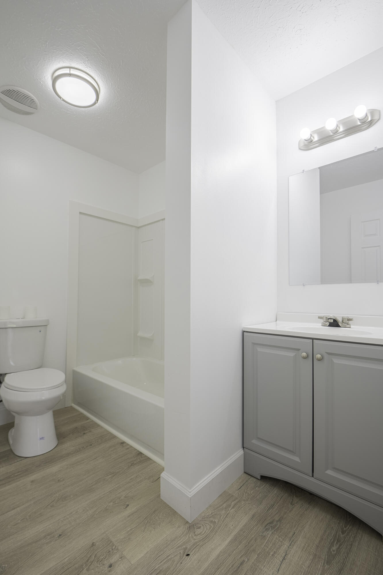 207 Millsap Road LaFayette, GA 30728 - Photo 7 of 27 Full bathroom #1