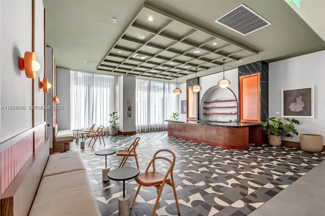 $5,400 | 11 Northeast 6th Street, Unit 1714, Miami, FL 33132